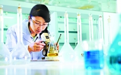 三棵樹(shù)涂料 以技術(shù)研發(fā)驅(qū)動(dòng)環(huán)境友好與節(jié)能低碳產(chǎn)品創(chuàng)新